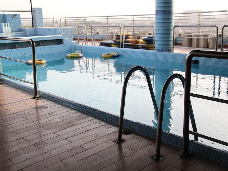 Alsafina Hotel Lahore Exterior photo